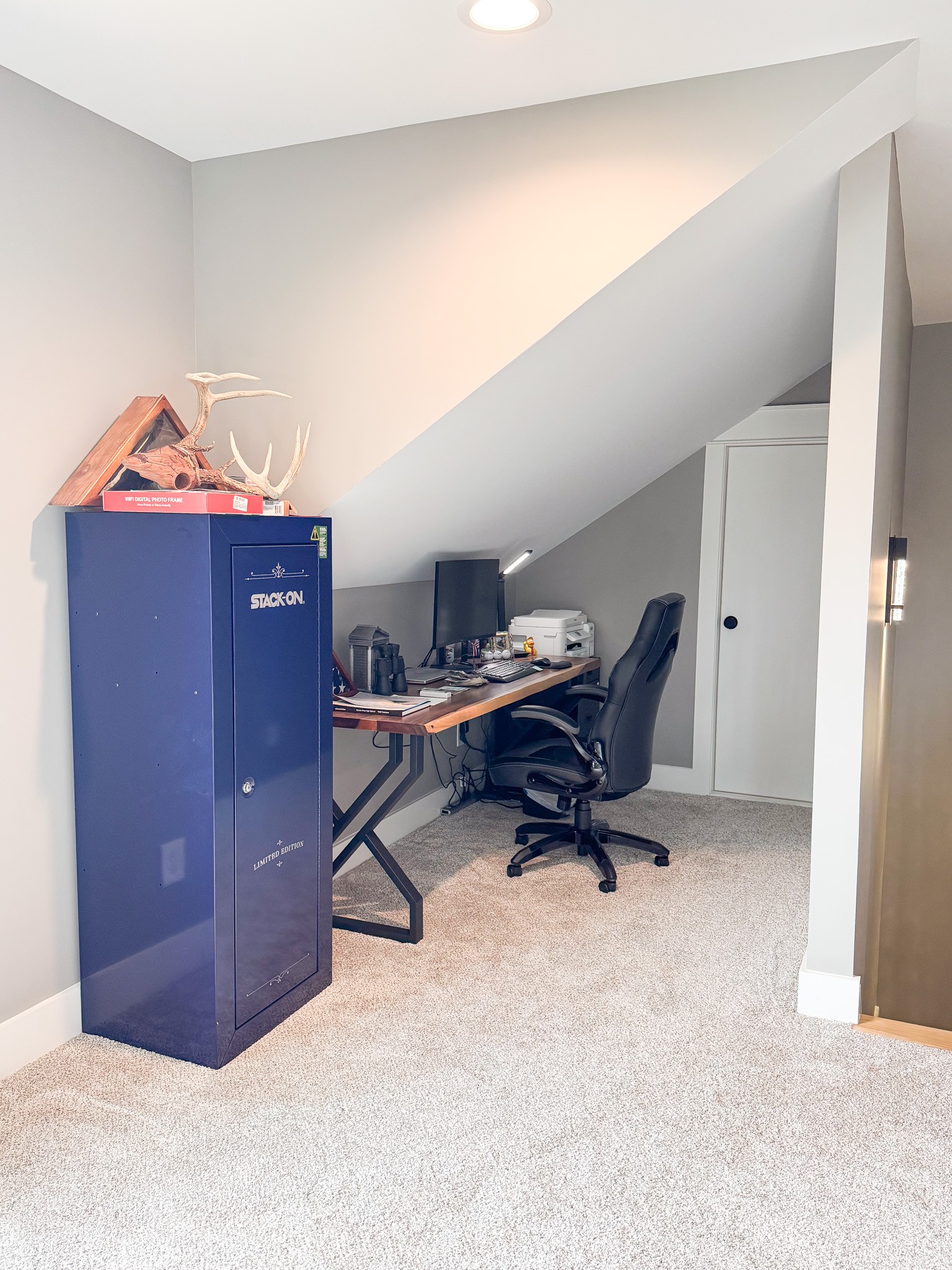 138 Belcher Hollow Road Cottontown, TN 37048 - Photo 45 of 60 a workspace with furniture and a air conditioner vent