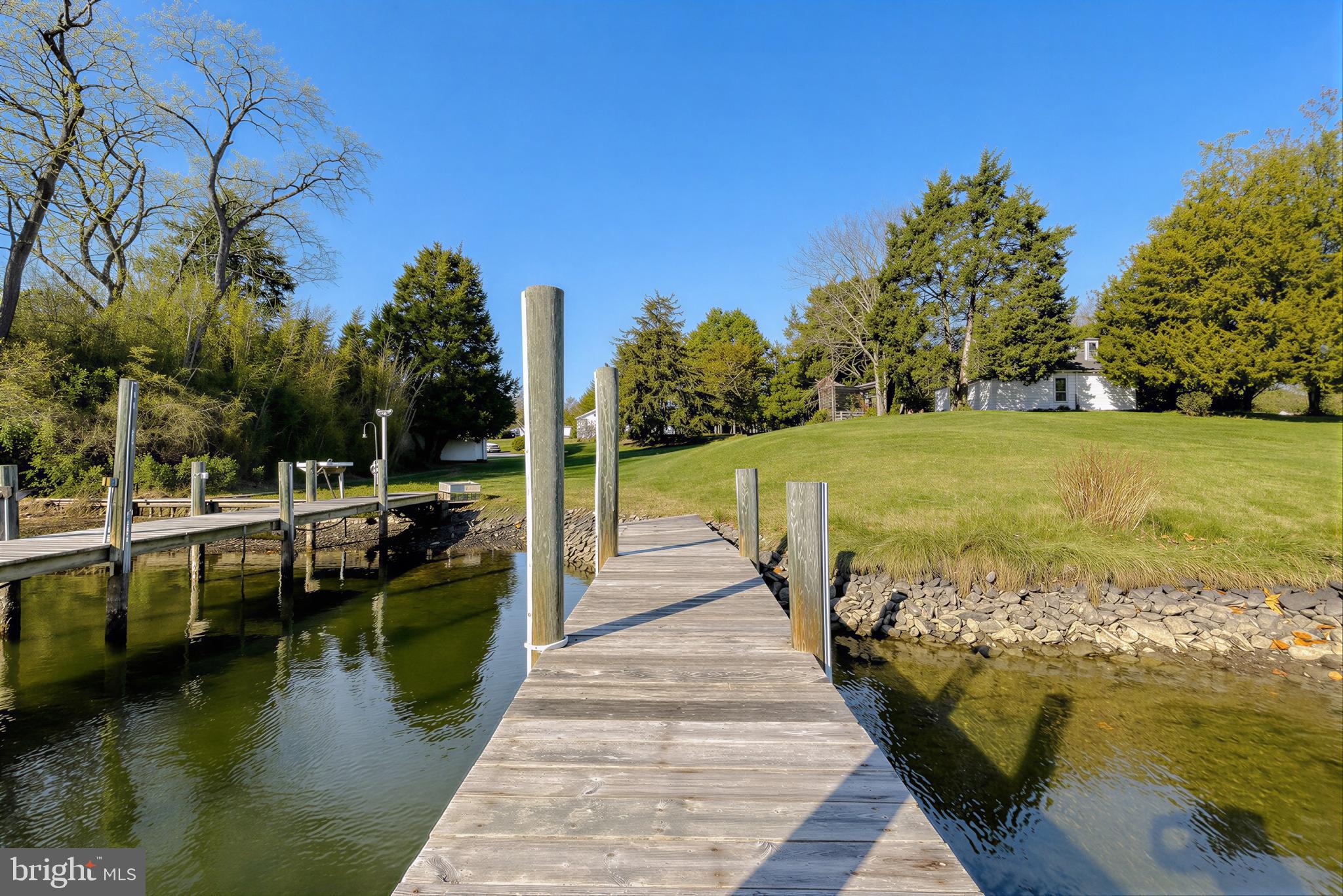 610 Rolling Hills Road Solomons, MD 20629 - Photo 4 of 43