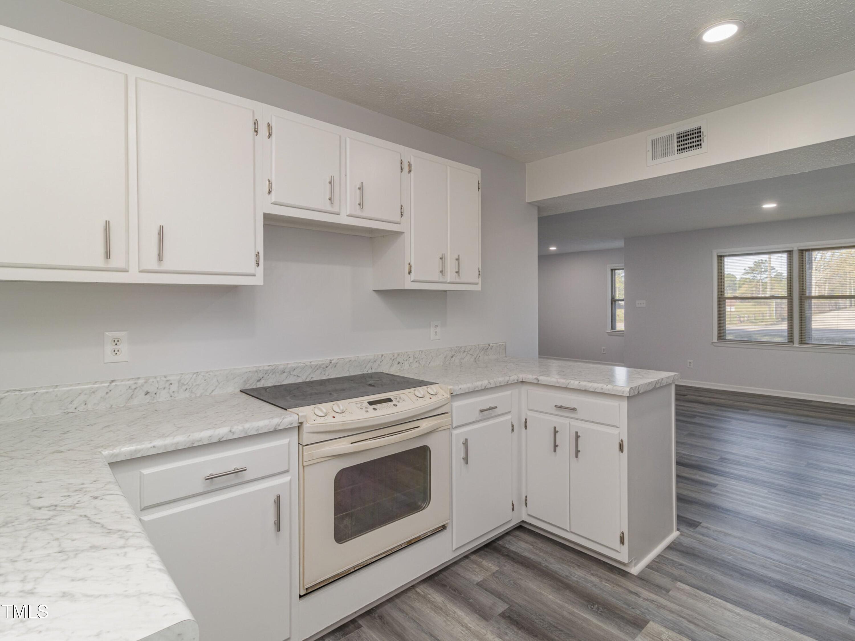 Kitchen cleaned up