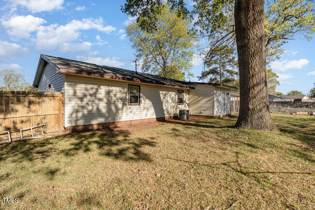 2235 Wingate Road Fayetteville, NC 28304 - Photo 9 of 9 025_img_9581-edit