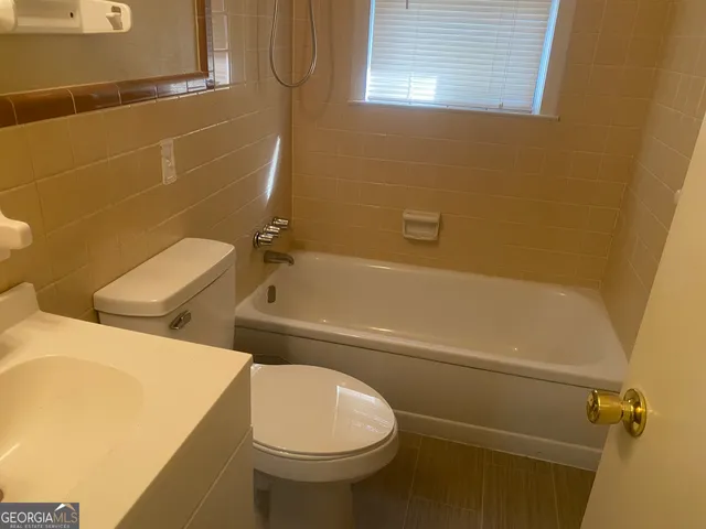 $1,675 | 155 Mimosa Drive, Athens, GA 30605