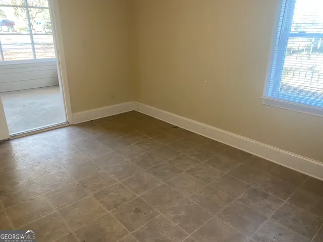 $1,675 | 155 Mimosa Drive, Athens, GA 30605