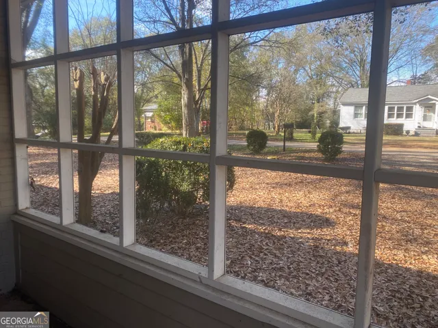 $1,675 | 155 Mimosa Drive, Athens, GA 30605