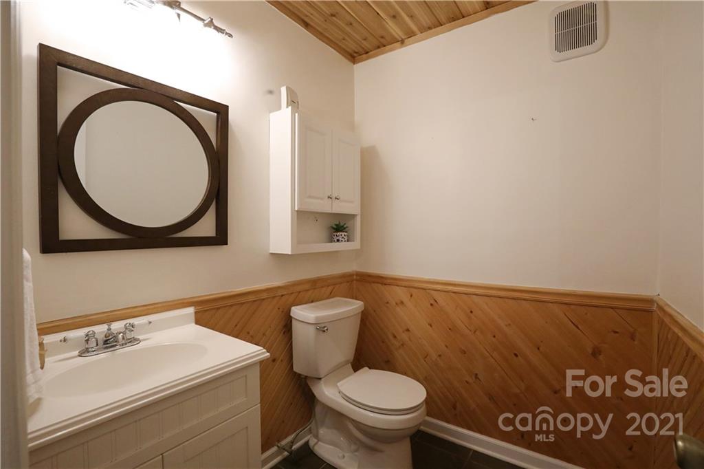 6407 Harrison Road Charlotte, NC 28270 - Photo 14 of 26 Gallery Image 14