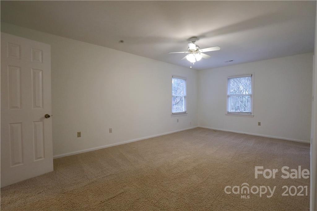 6407 Harrison Road Charlotte, NC 28270 - Photo 16 of 26 Gallery Image 16