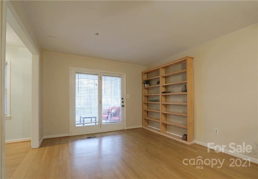 6407 Harrison Road Charlotte, NC 28270 - Photo 5 of 26 Gallery Image 5