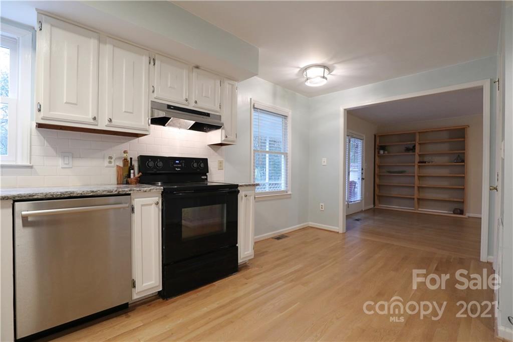 6407 Harrison Road Charlotte, NC 28270 - Photo 8 of 26 Gallery Image 8