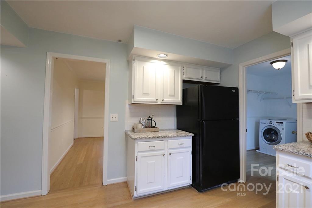 6407 Harrison Road Charlotte, NC 28270 - Photo 10 of 26 Gallery Image 10