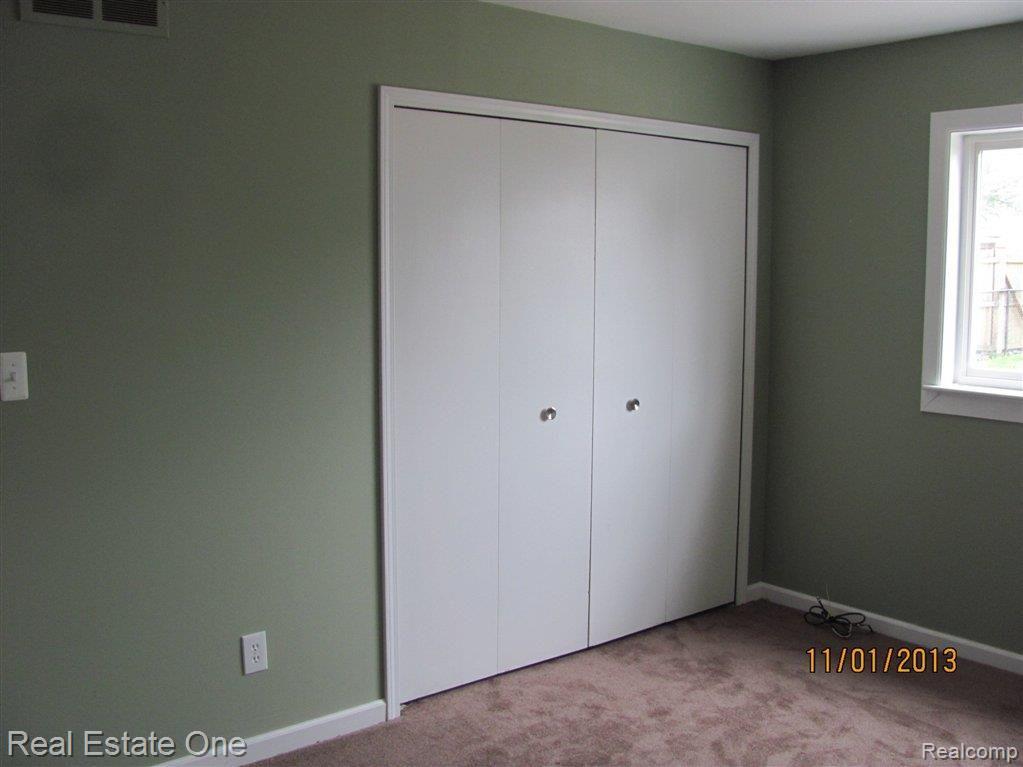 6654 Pardee Road Taylor, MI 48180 - Photo 12 of 22 Double Closets in all Bedrooms