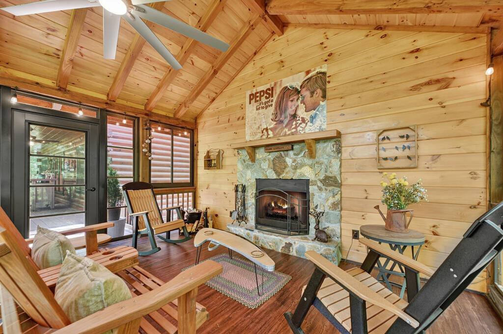 9 Casey Court Blue Ridge, GA 30513 - Photo 21 of 52 Gallery Image 21