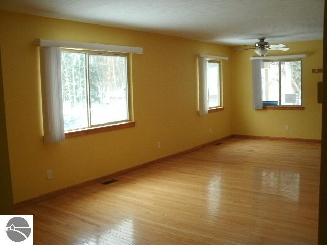 5965 Pratt Road Lake Ann, MI 49650 - Photo 6 of 18 1733245-5.JPG