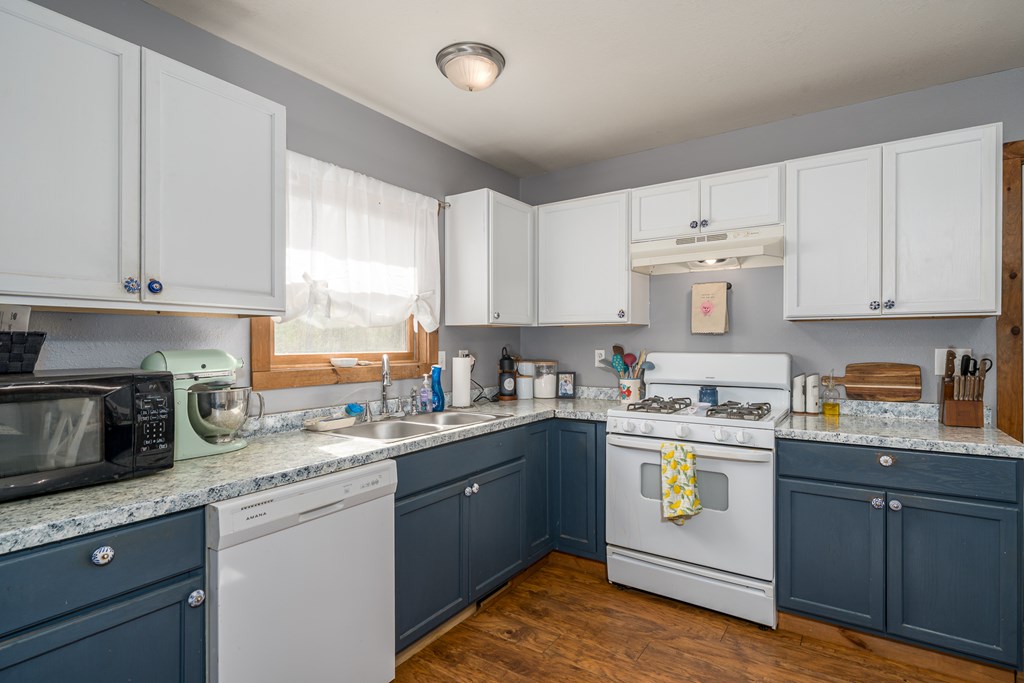 684 Ash Loop Road Blue Ridge, GA 30513 - Photo 13 of 29