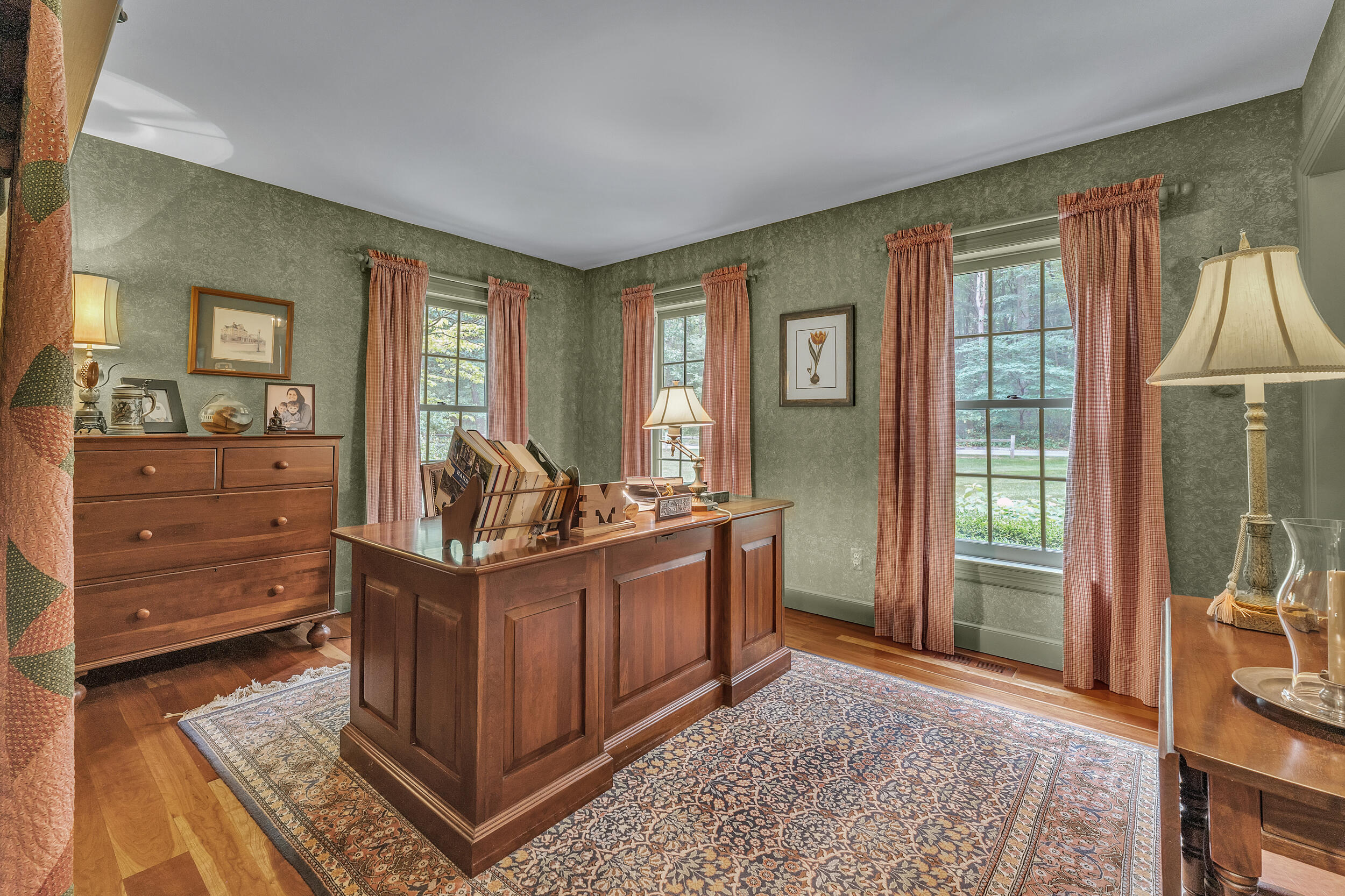 8211 Donovan Road Dexter, MI 48130 - Photo 36 of 81 Main Floor Study