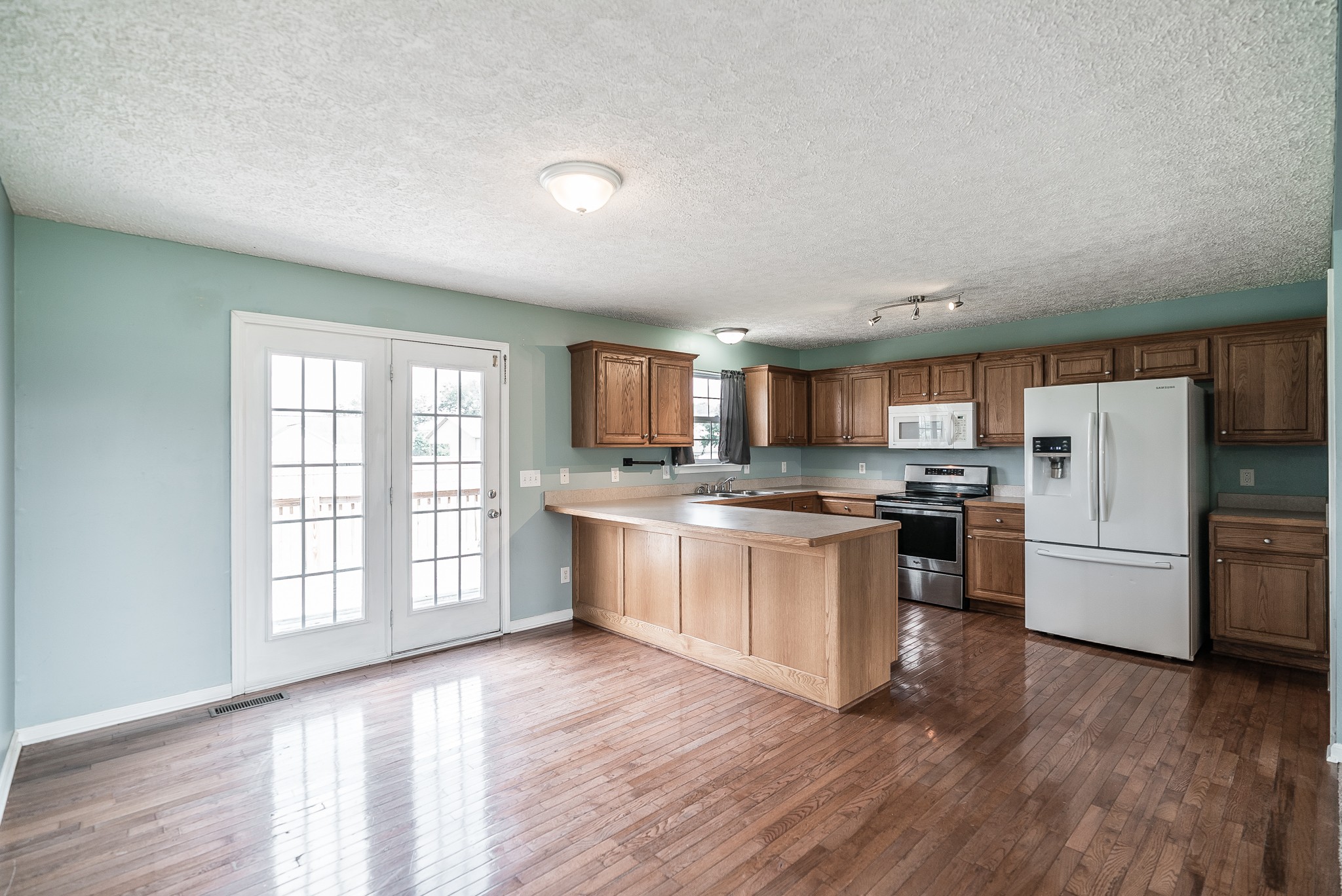 5229 East Robertson Road Cross Plains, TN 37049 - Photo 6 of 35 Gallery Image 6