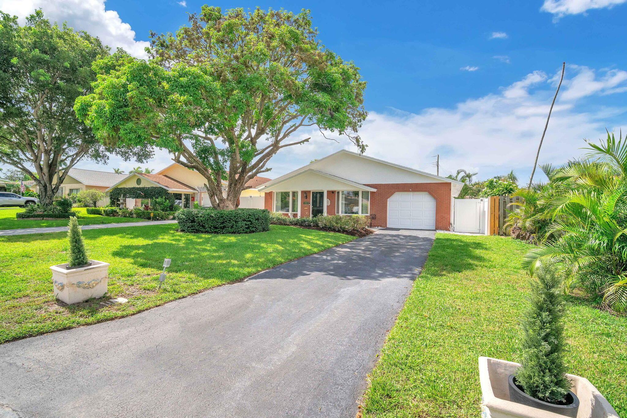 484 Southwest 1st Street Boca Raton, FL 33432 - Photo 12 of 41 22-web-or-mls-DSC07520