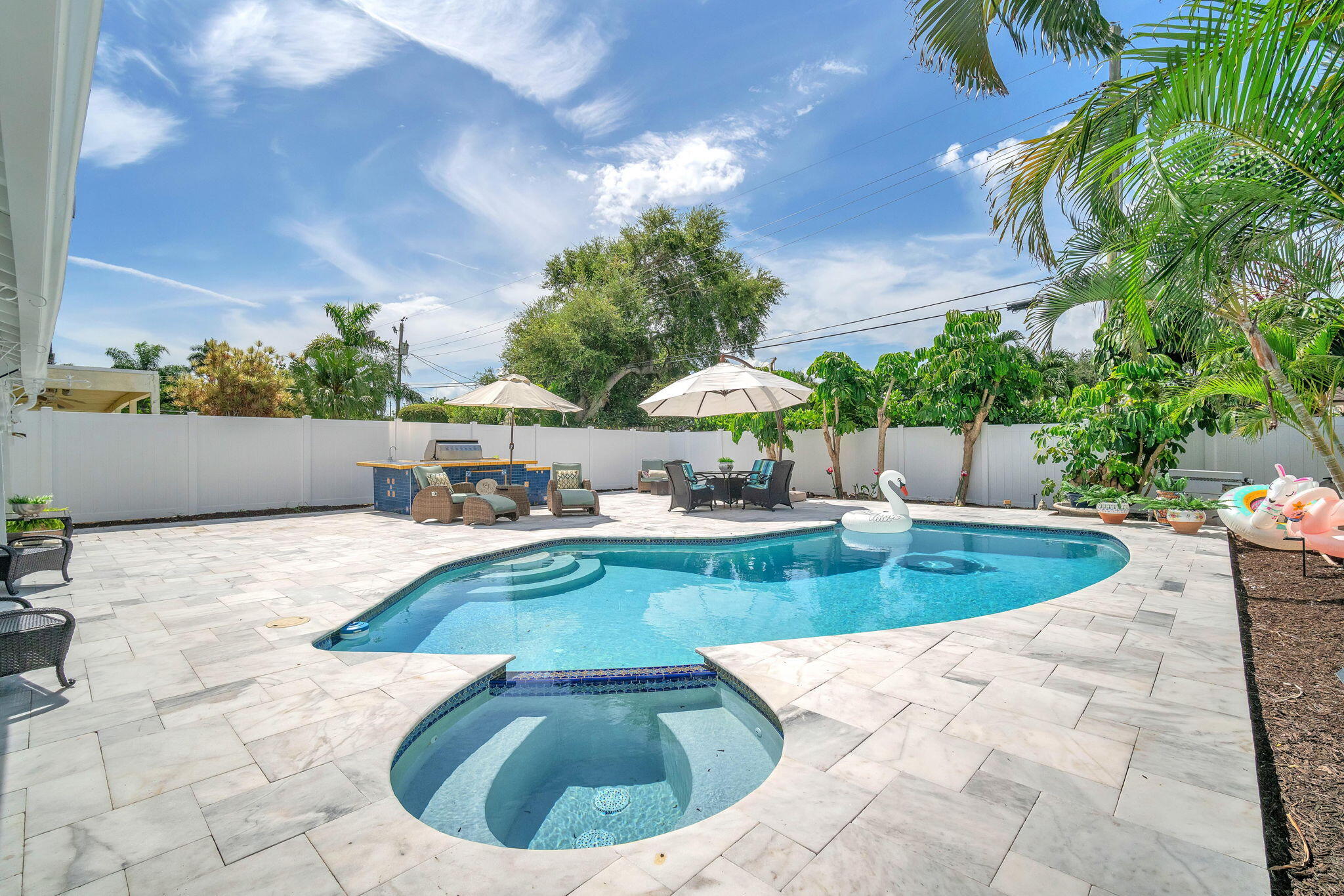 484 Southwest 1st Street Boca Raton, FL 33432 - Photo 16 of 41 27-web-or-mls-DSC07525