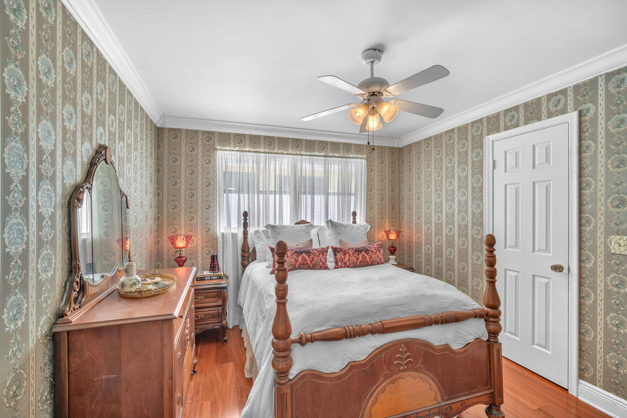 484 Southwest 1st Street Boca Raton, FL 33432 - Photo 31 of 41 41-web-or-mls-DSC07561