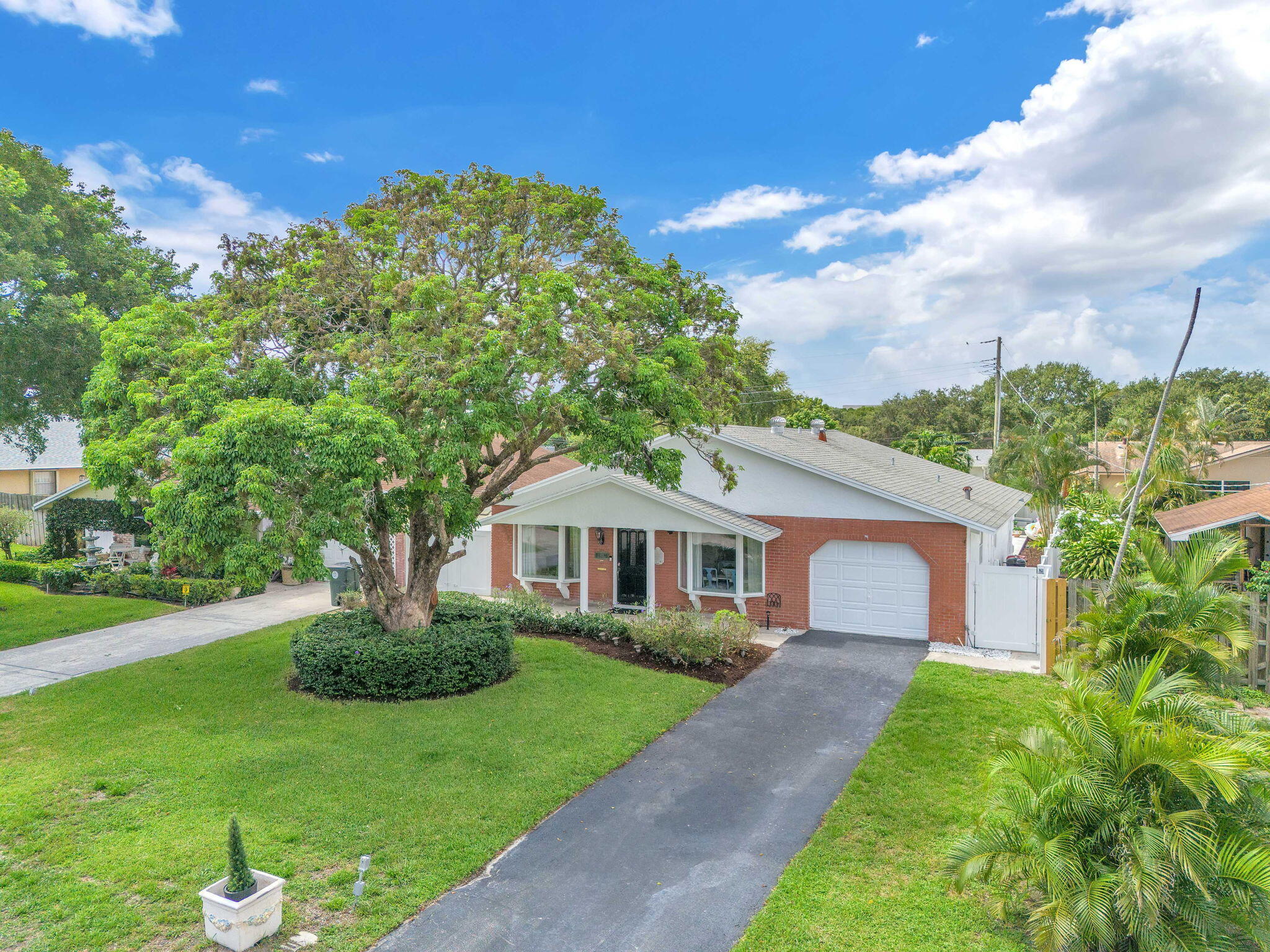 484 Southwest 1st Street Boca Raton, FL 33432 - Photo 10 of 41 15-web-or-mls-DJI_0995_D