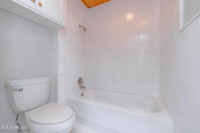 $284,900 | 114 Meadow Ln Circle, Clinton, MS 39056