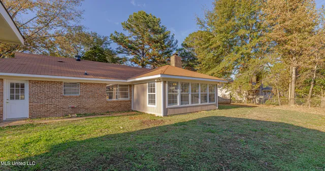 $284,900 | 114 Meadow Ln Circle, Clinton, MS 39056