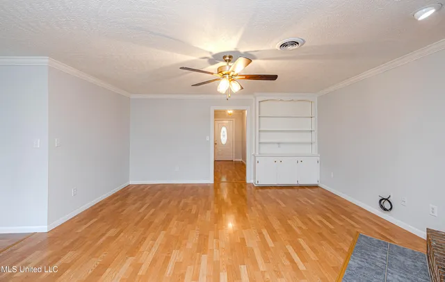 $284,900 | 114 Meadow Ln Circle, Clinton, MS 39056