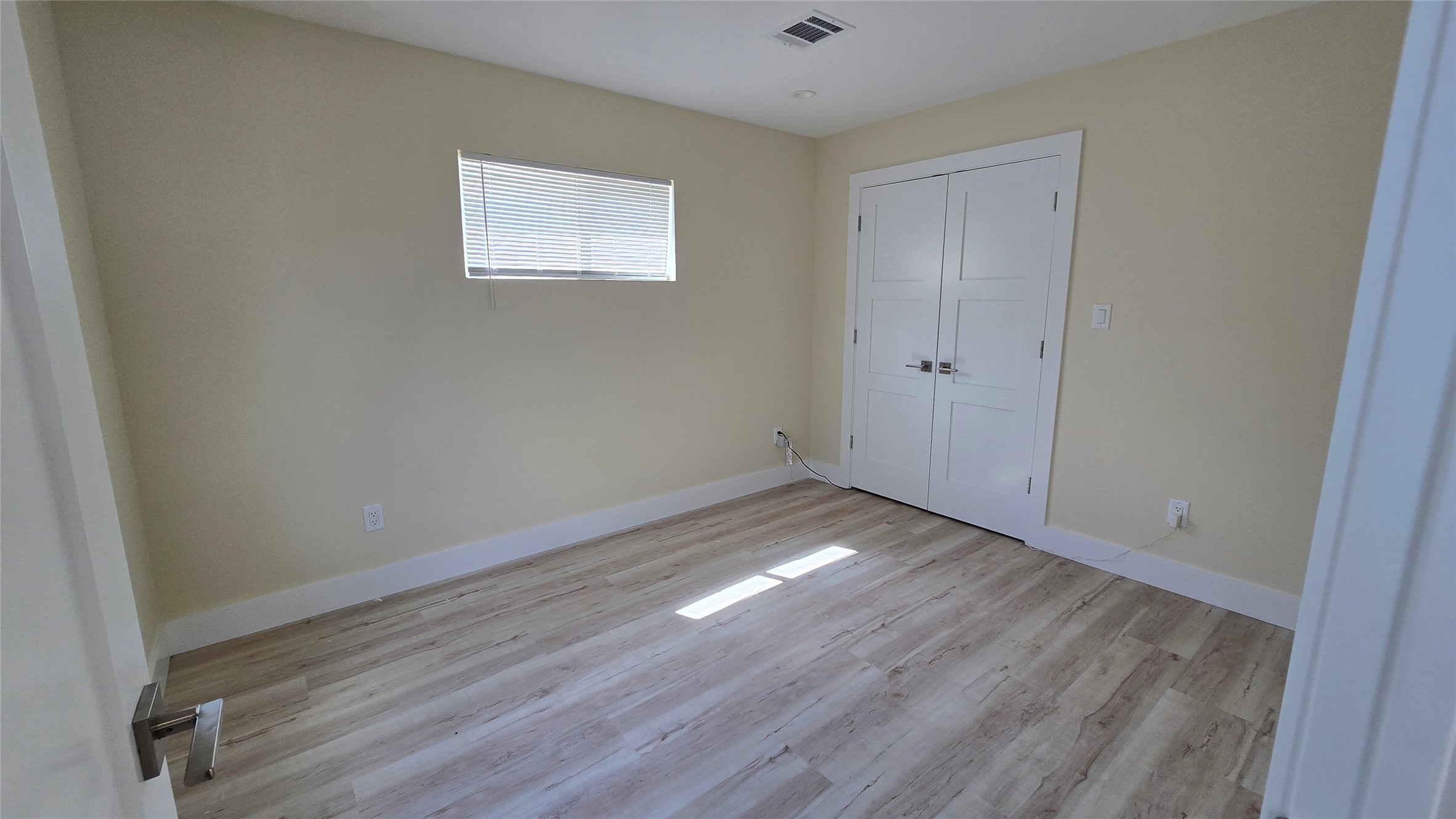 3733 Seabrook Street Houston, TX 77021 - Photo 8 of 9