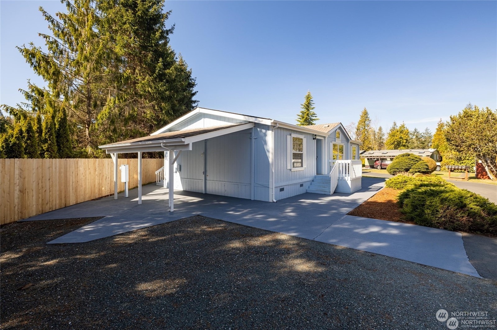 8370 Harborview Road, Unit 18 Blaine, WA 98230 - Photo 23 of 25 Gallery Image 23
