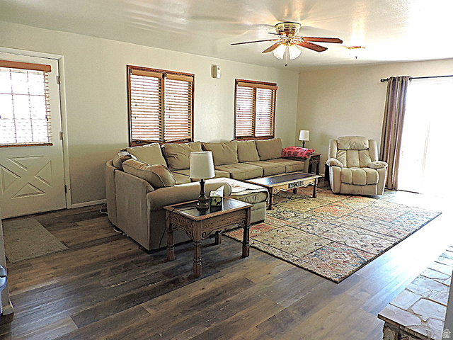 33 West 100 S Road Delta, UT 84624 - Photo 3 of 40