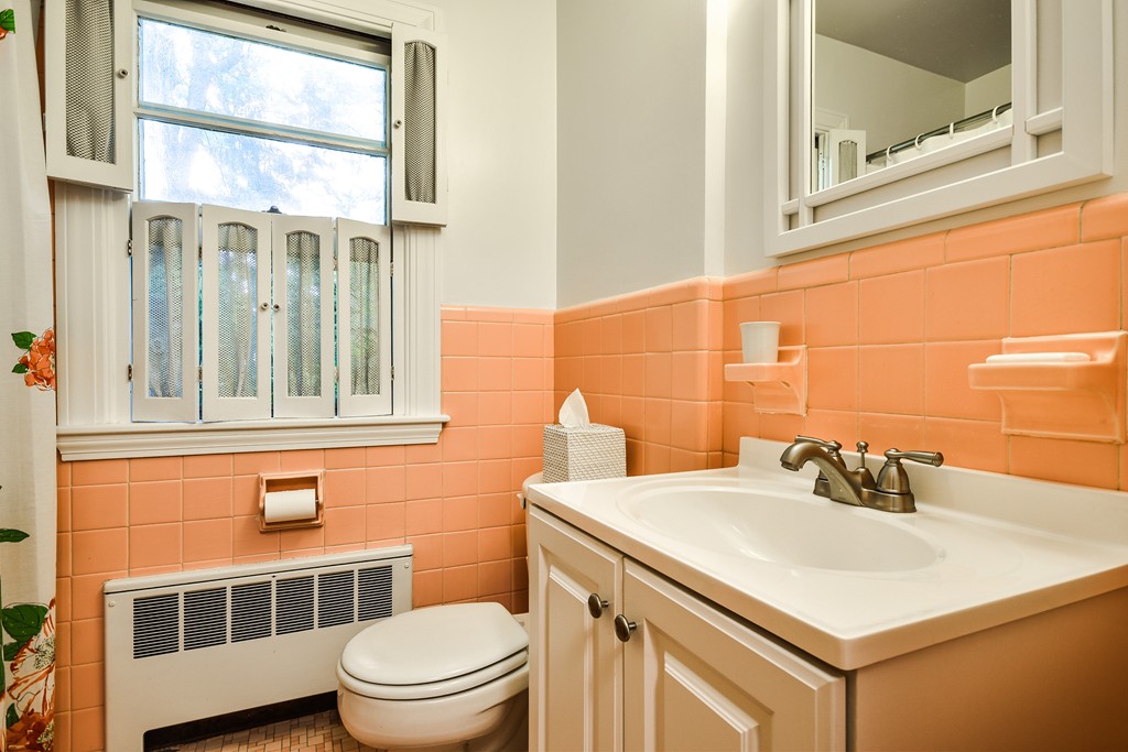 25 Stevens Road Framingham, MA 01702 - Photo 14 of 26 Gallery Image 14