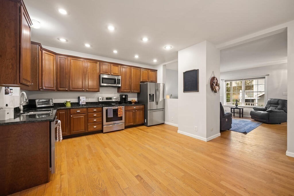 1 Milton Ridge Road, Unit C Lynn, MA 01902 - Photo 5 of 24 Gallery Image 5