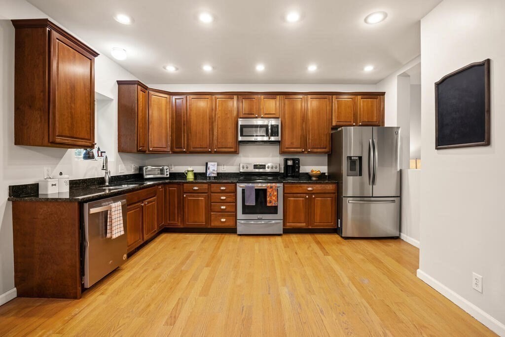 1 Milton Ridge Road, Unit C Lynn, MA 01902 - Photo 6 of 24 Gallery Image 6