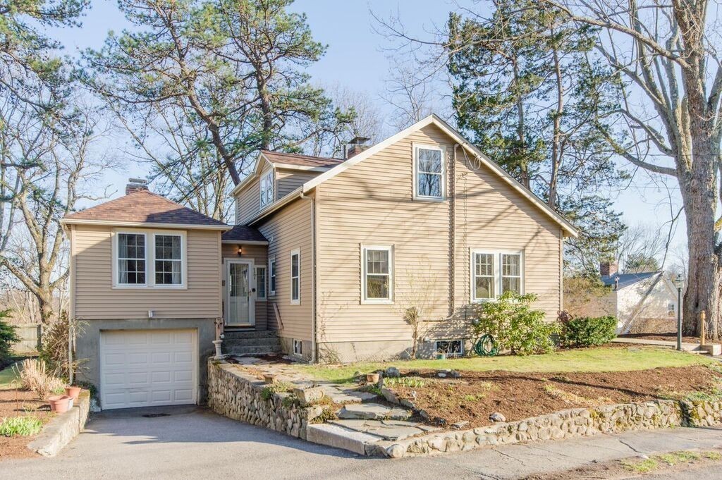 17 Parkland Road Needham, MA 02494 - Photo 11 of 14 Gallery Image 11