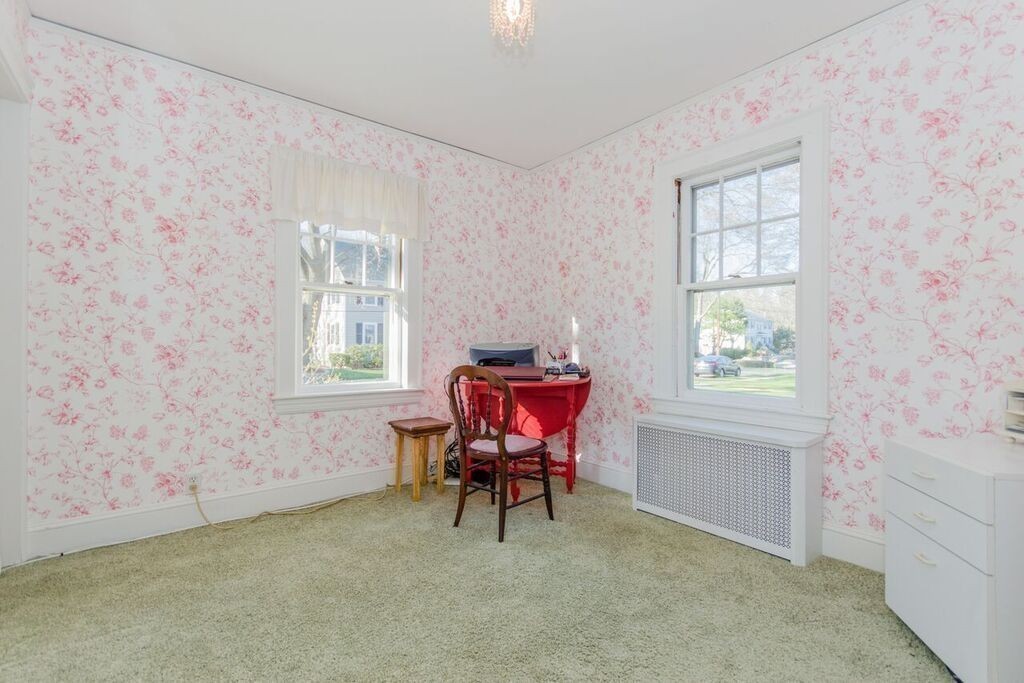17 Parkland Road Needham, MA 02494 - Photo 9 of 14 Gallery Image 9