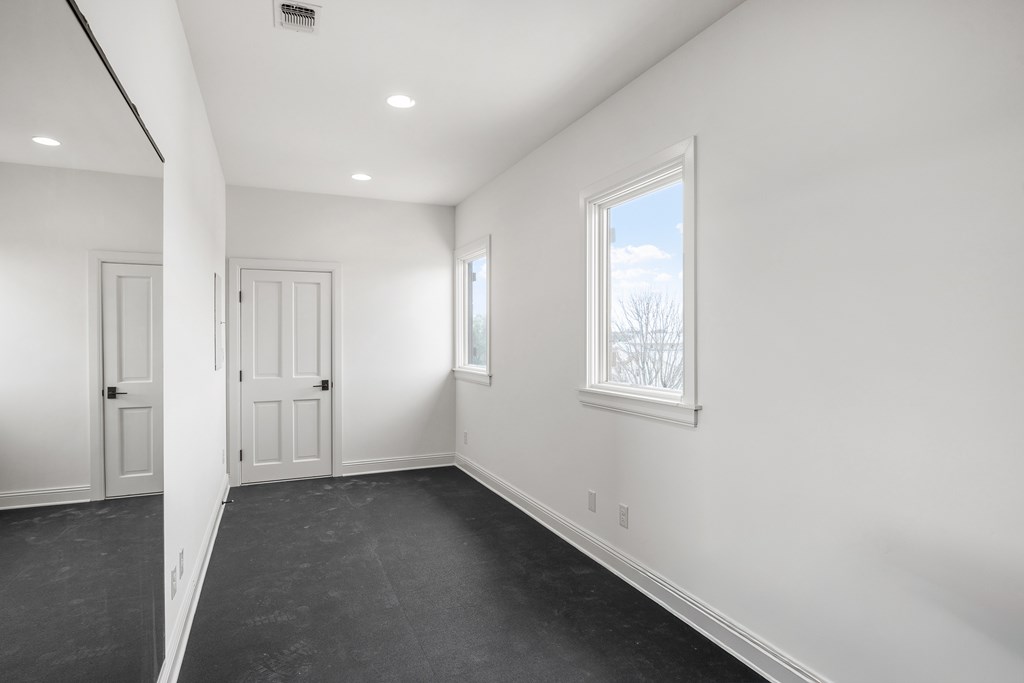 3613 Ranch View Court Kerrville, TX 78028 - Photo 32 of 41 en empty room with windows