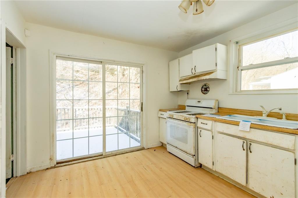 2327 Pitcairn Road Monroeville, PA 15146 - Photo 8 of 14 Gallery Image 8