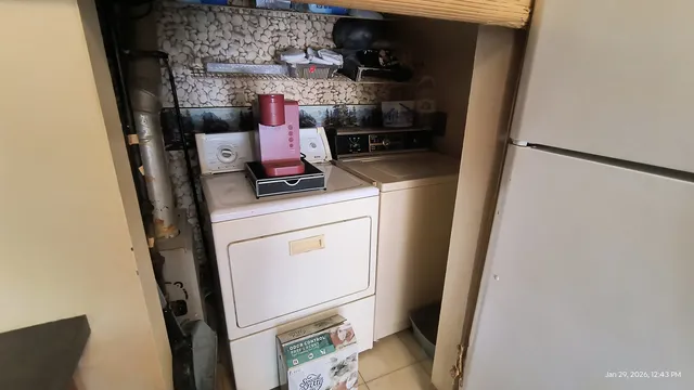 $154,500 | 9 Fernwood Drive, Unit Q, Bolingbrook, IL 60440