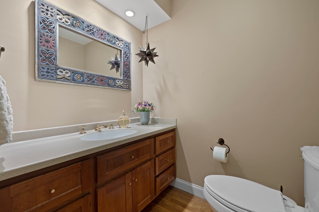 241 Ridge Street Winchester, MA 01890 - Photo 14 of 39