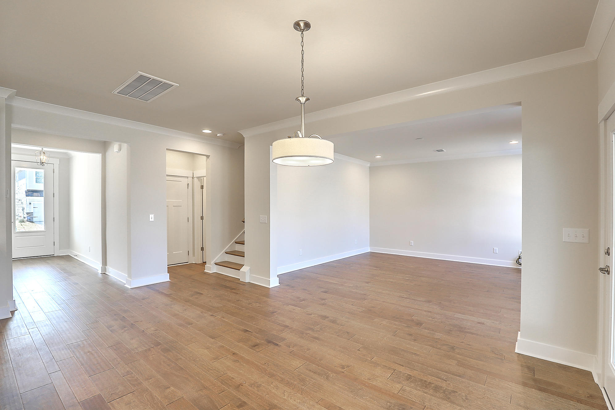 1218 Gannett Road Mount Pleasant, SC 29464 - Photo 11 of 39 Breakfast, foyer & great room