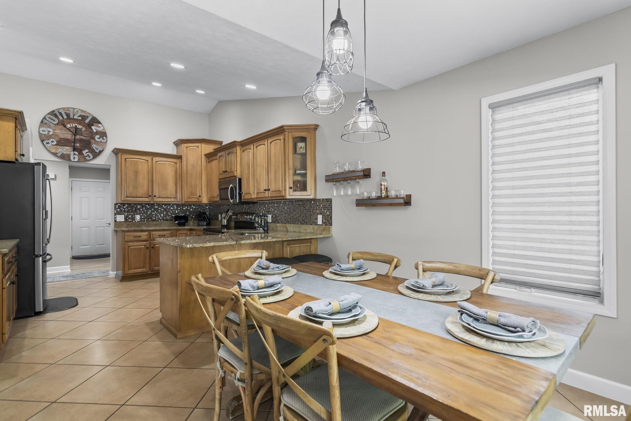 2809 Covered Wagon Trail Springfield, IL 62711 - Photo 14 of 56