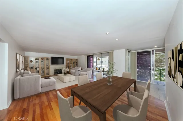 $739,000 | 210 Grand Avenue, Unit 201, Long Beach, CA 90803