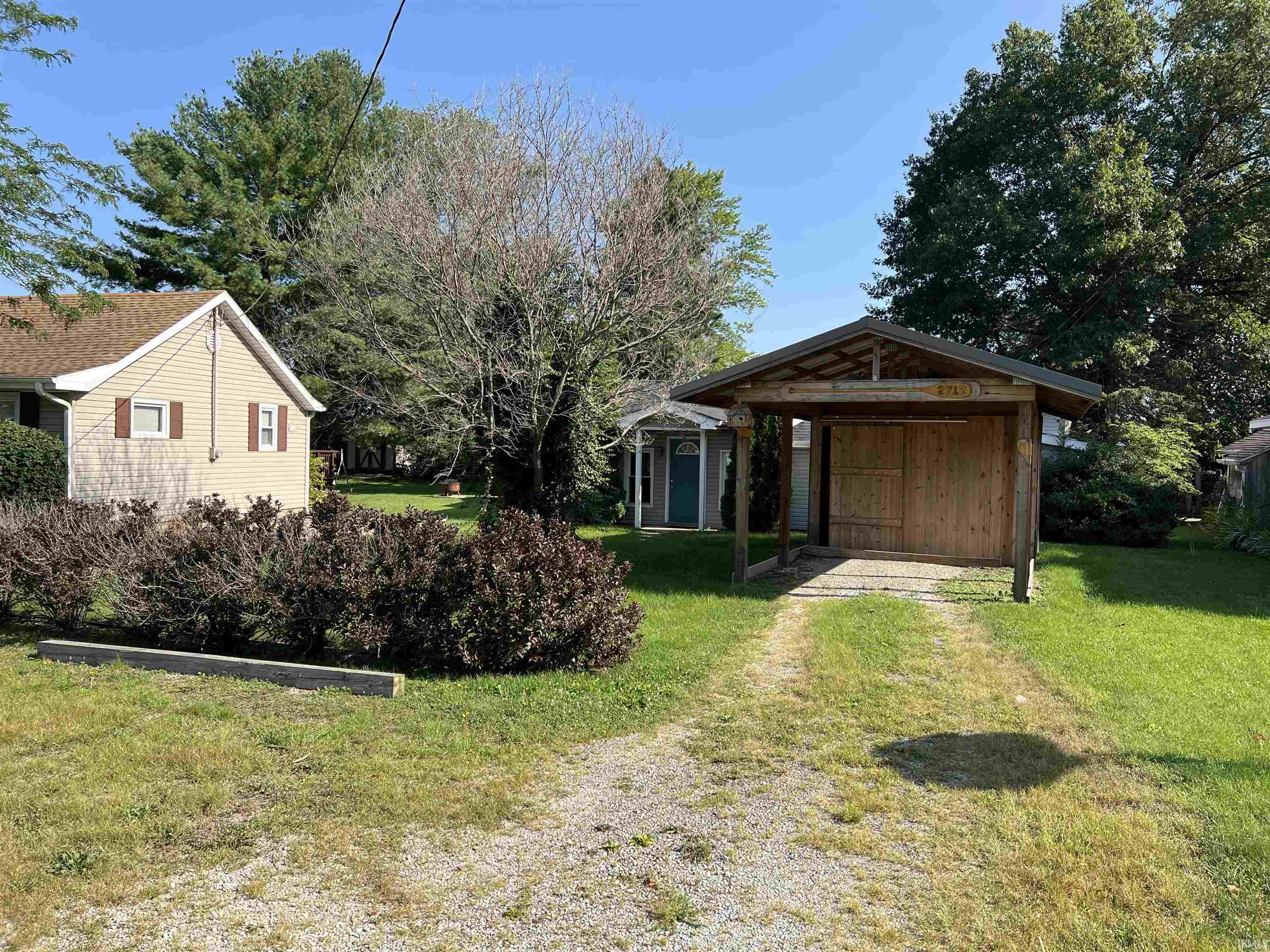 2712 Barrett Road Rochester, IN 46975 - Photo 12 of 21