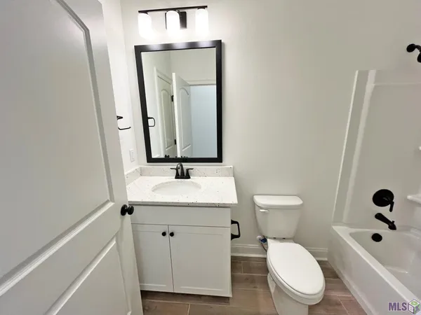 $374,814 | 134 Spring Grove Loop, Thibodaux, LA 70301