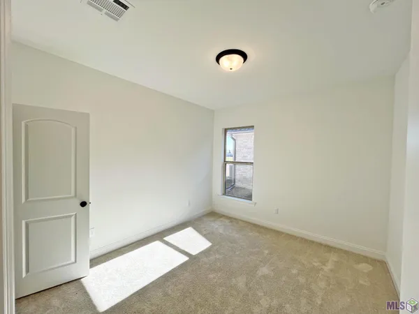 $374,814 | 134 Spring Grove Loop, Thibodaux, LA 70301