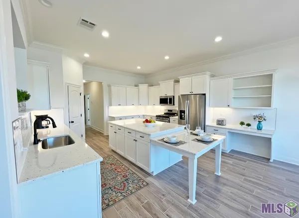 $374,814 | 134 Spring Grove Loop, Thibodaux, LA 70301