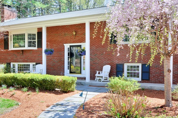 8 Dewey Road Bedford, MA 01730 - Photo 1 of 30 Gallery Image 1