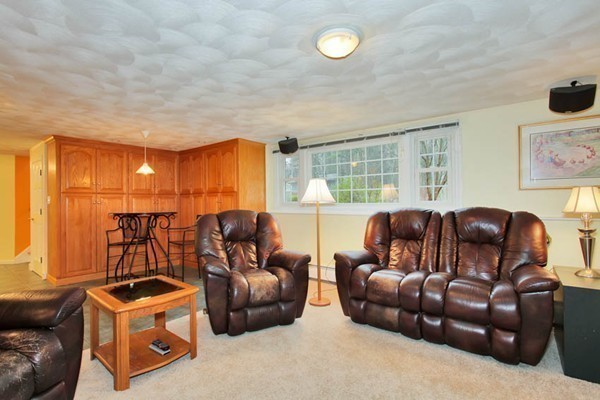 8 Dewey Road Bedford, MA 01730 - Photo 11 of 30 Gallery Image 11