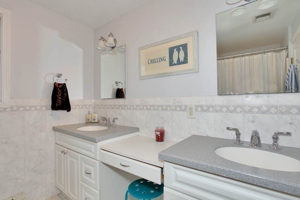 8 Dewey Road Bedford, MA 01730 - Photo 19 of 30 Gallery Image 19