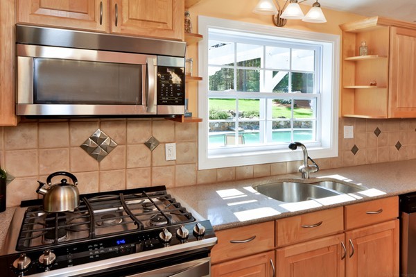 8 Dewey Road Bedford, MA 01730 - Photo 4 of 30 Gallery Image 4