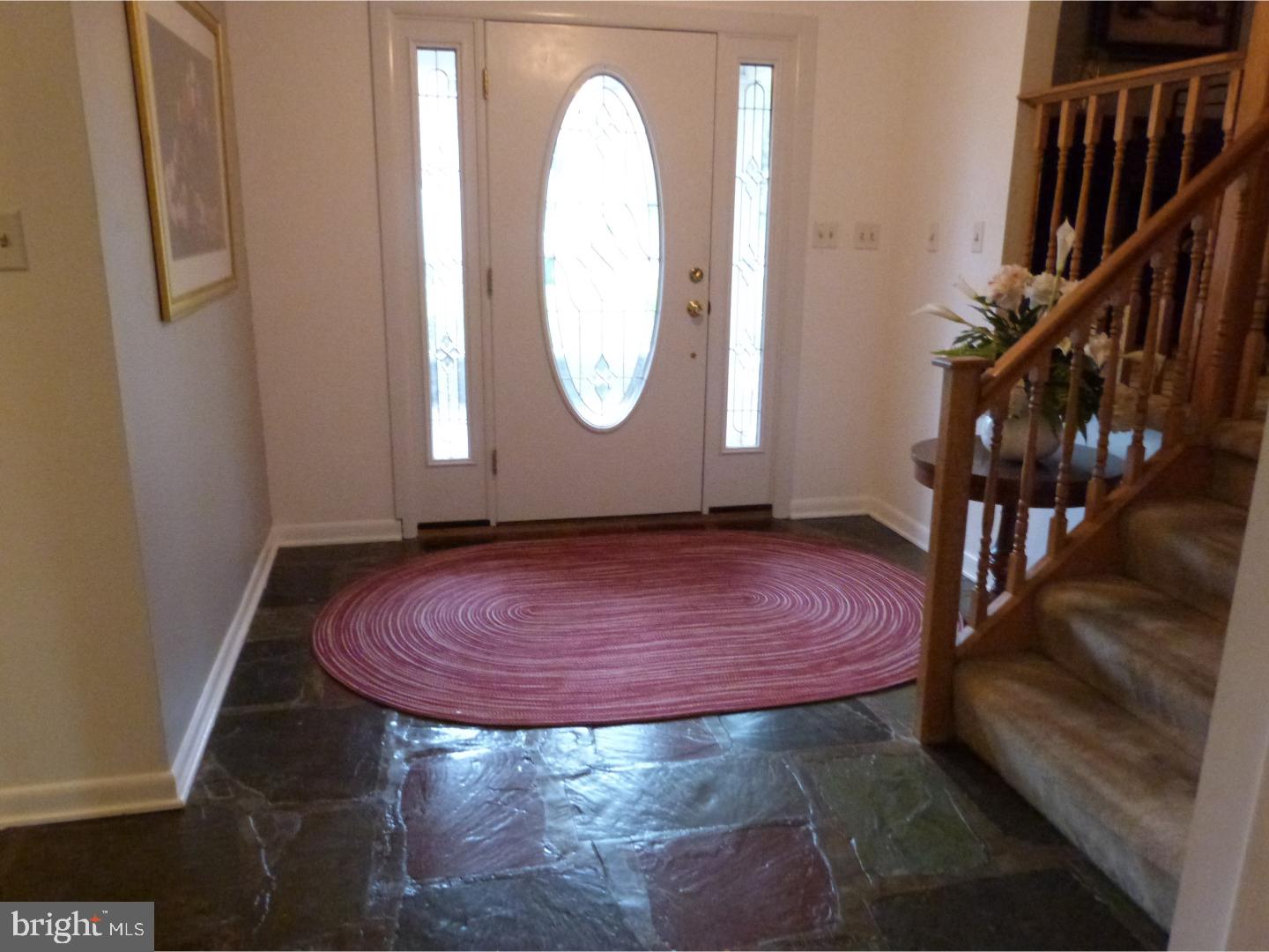 13 Greentree Road Trenton, NJ 08619 - Photo 3 of 25 Foyer