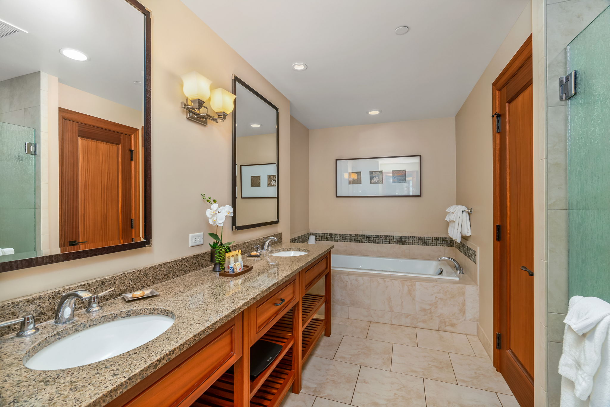 2641 Poipu Road, Unit 3402 Koloa, HI 96756 - Photo 8 of 20 Gallery Image 8